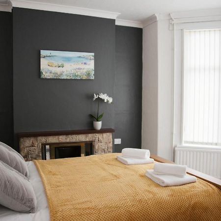 Six Bells Retreat Villa Abertillery Dış mekan fotoğraf