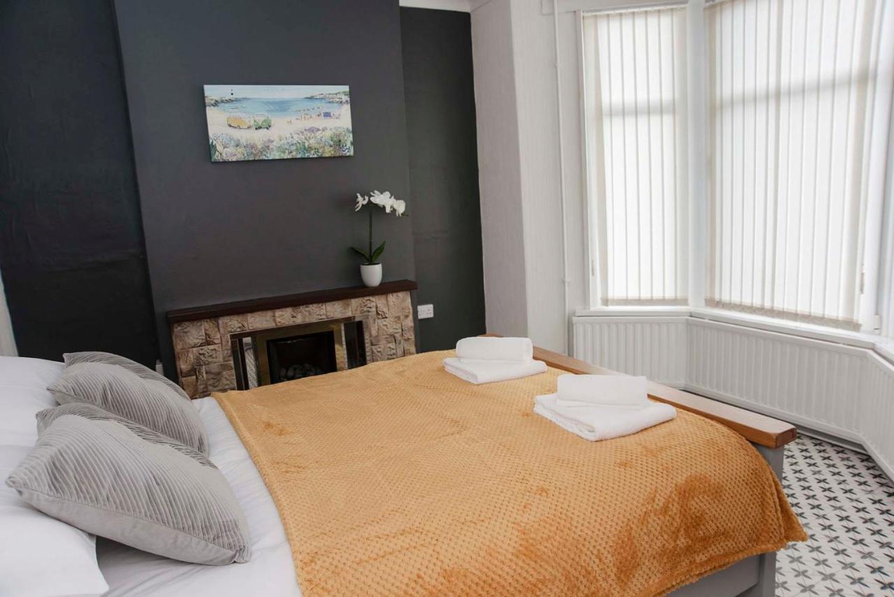 Six Bells Retreat Villa Abertillery Dış mekan fotoğraf