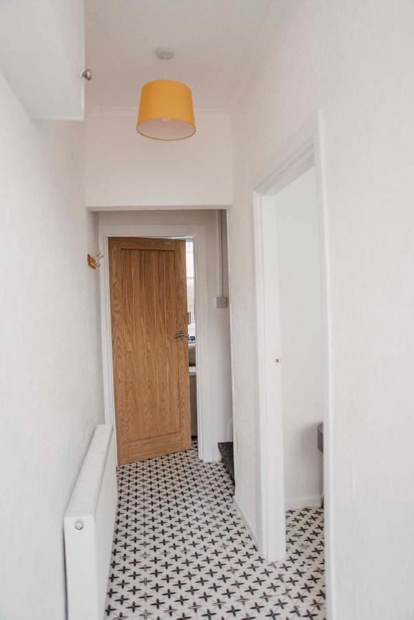 Six Bells Retreat Villa Abertillery Dış mekan fotoğraf