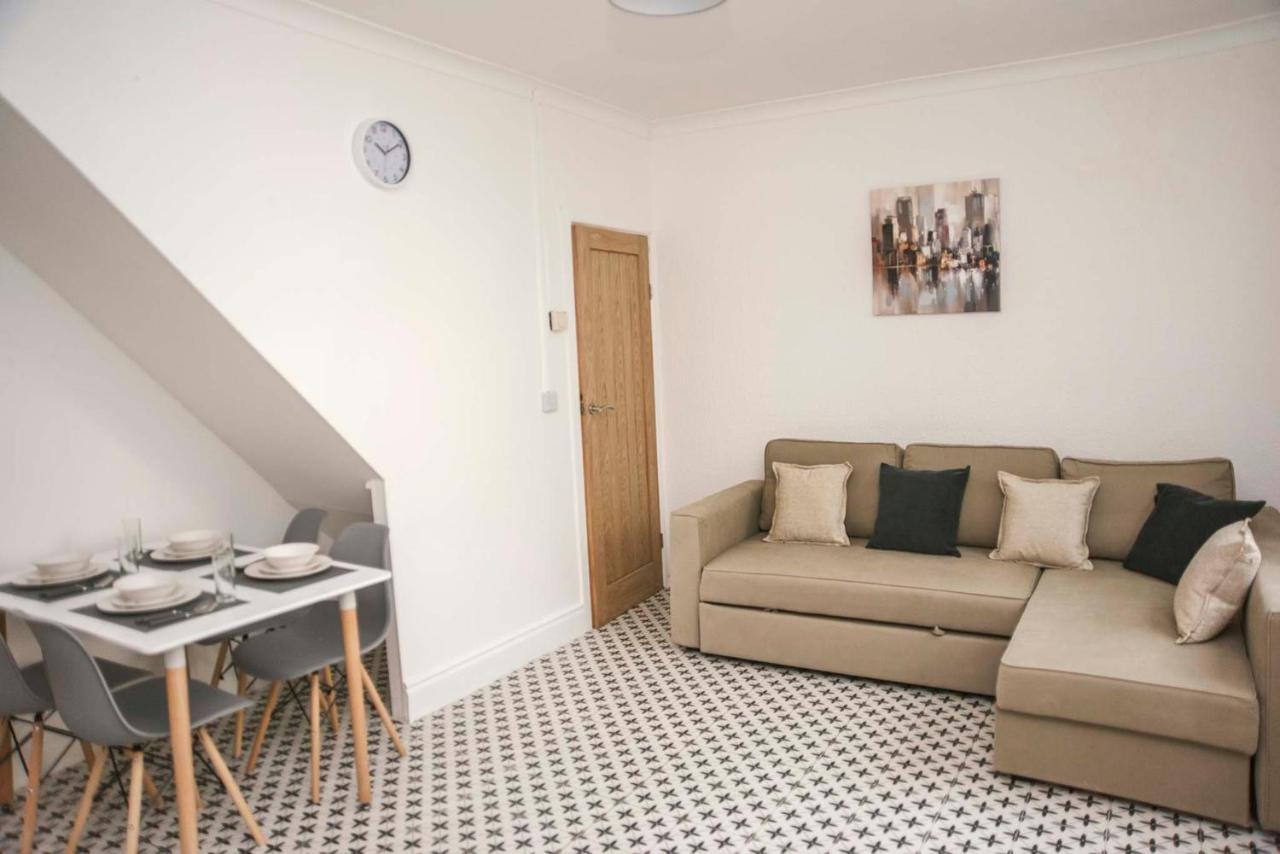 Six Bells Retreat Villa Abertillery Dış mekan fotoğraf