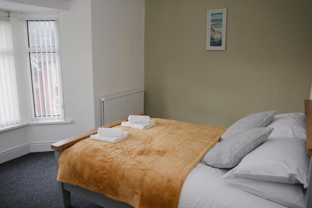 Six Bells Retreat Villa Abertillery Dış mekan fotoğraf