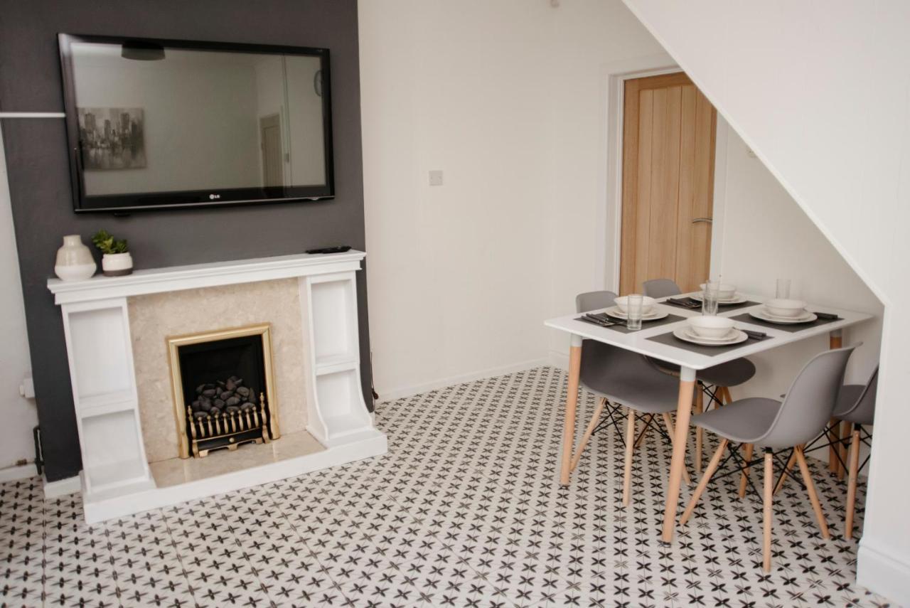 Six Bells Retreat Villa Abertillery Dış mekan fotoğraf
